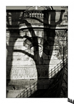 Oeil-escalier-ombres